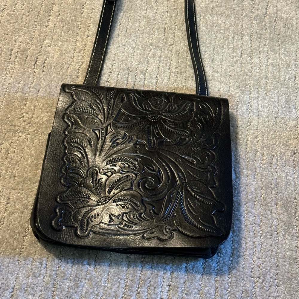 Patricia Nash black, tooled crossbody